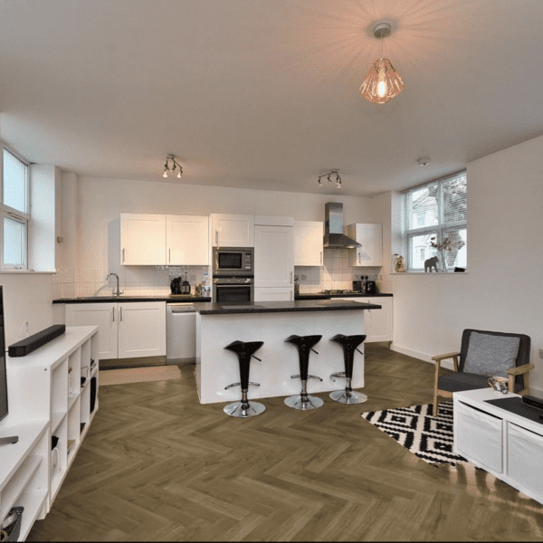 Editions Herringbone Harewood Oak (6.5mm)